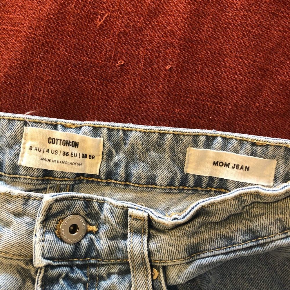 Mom jeans